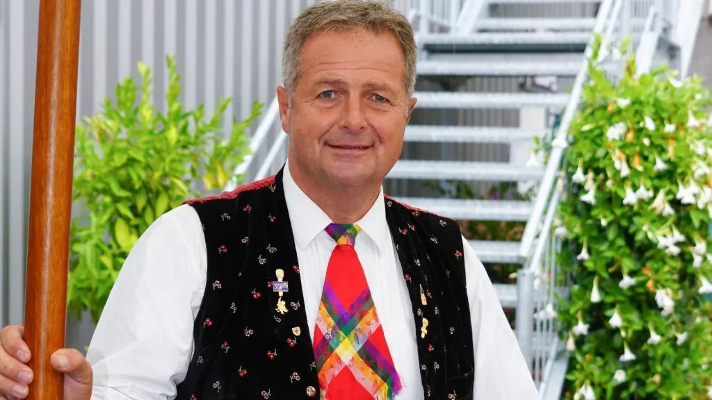 Norbert Rier info
