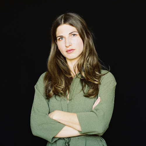 Aya Velázquez info