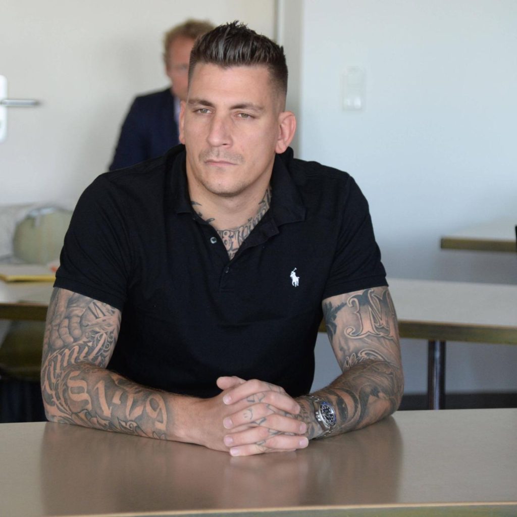gzuz info